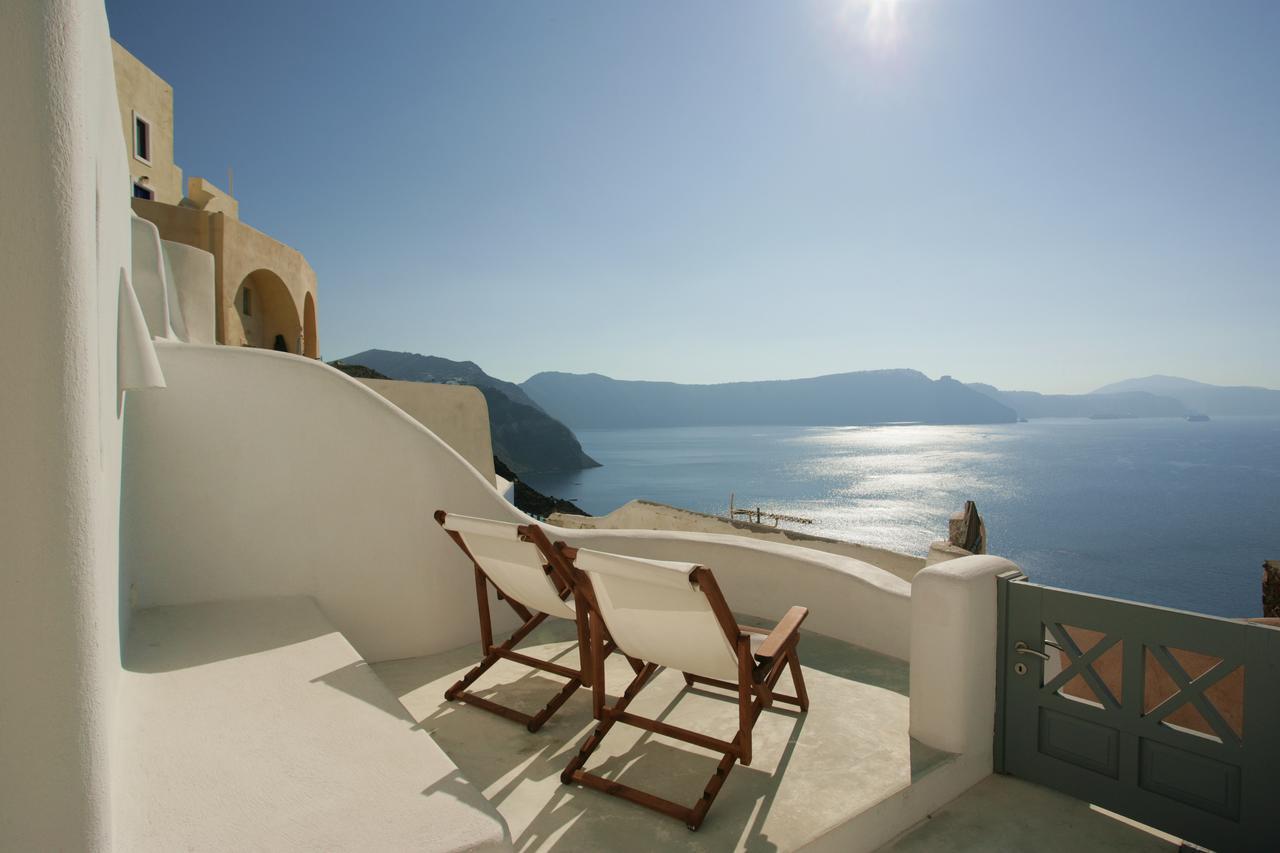 White Suite Oía Exterior photo